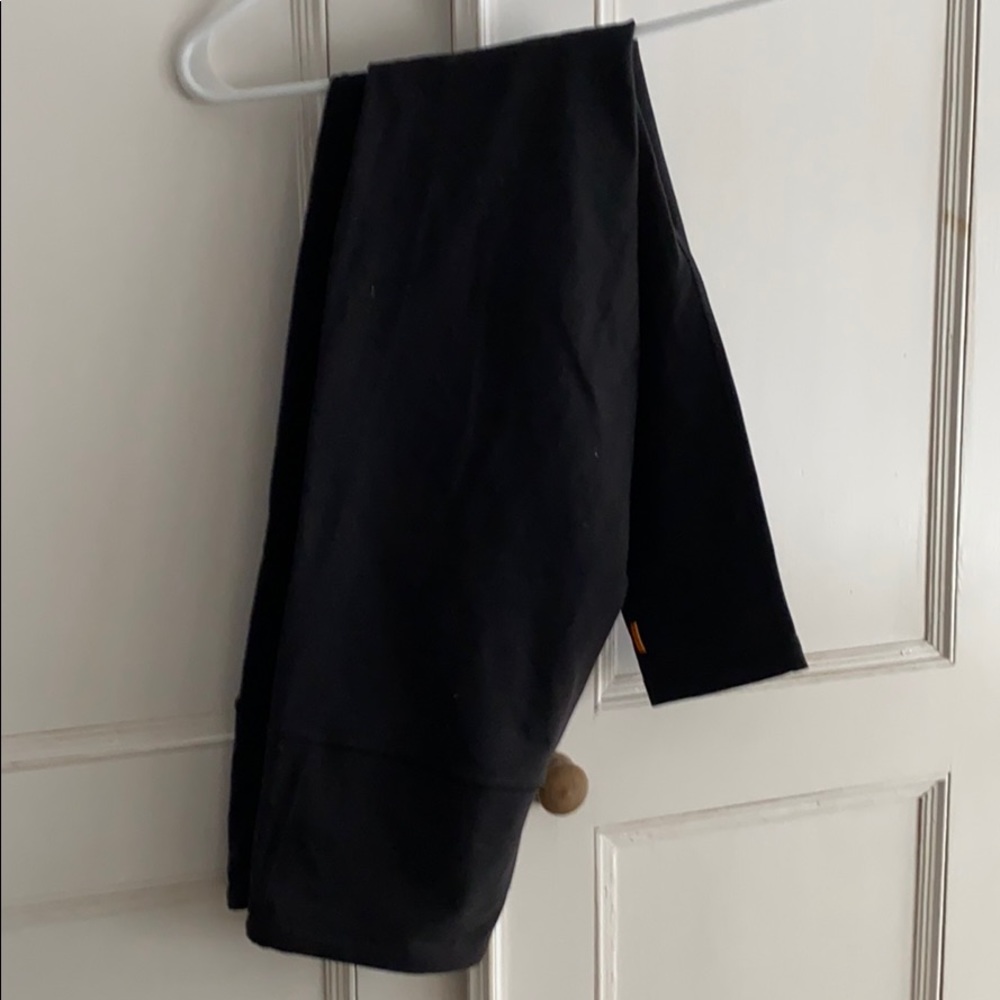 black leggings